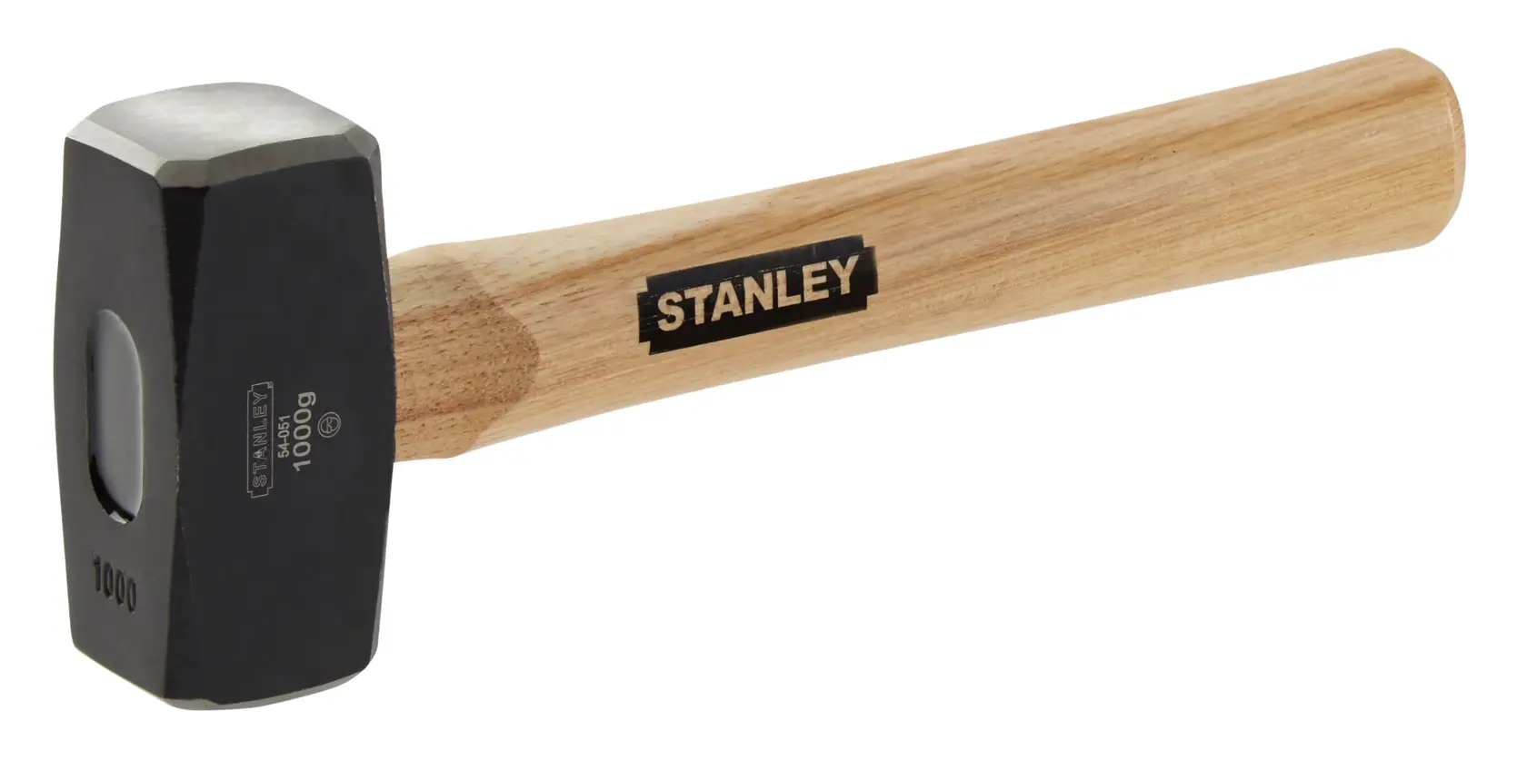 Photo du marteau STANLEY 1-54-051 avec manche en bois et tête en acier noire, vue latérale sur fond blanc.