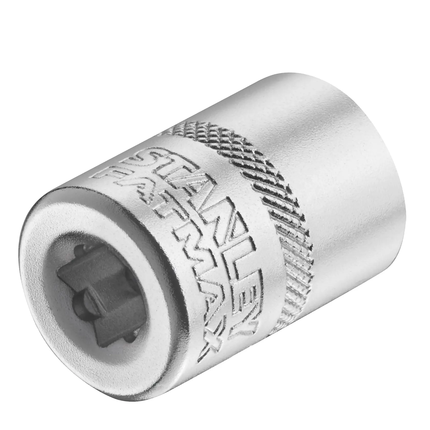 Adaptateur de douille chromé STANLEY FMMT17197-0, forme cylindrique avec prise moletée, gros plan sur fond blanc.